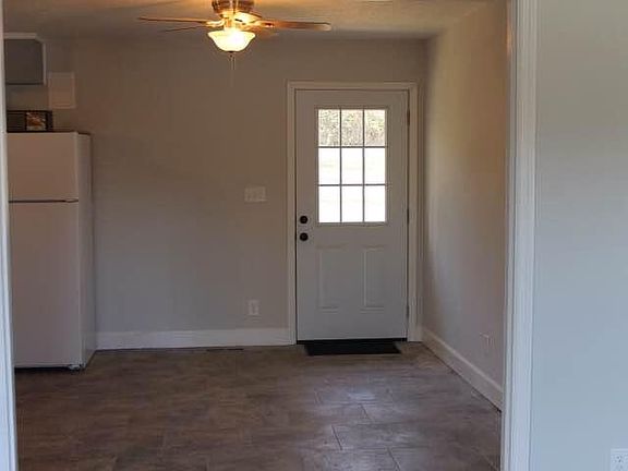 2nd image of 2409 Briggs Ave #B