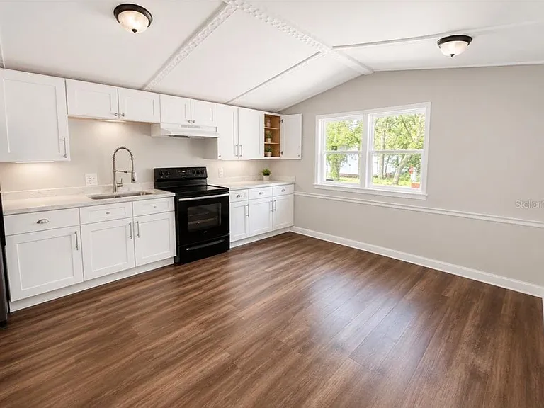 14455 E Highway 25 #9 — Photo 10