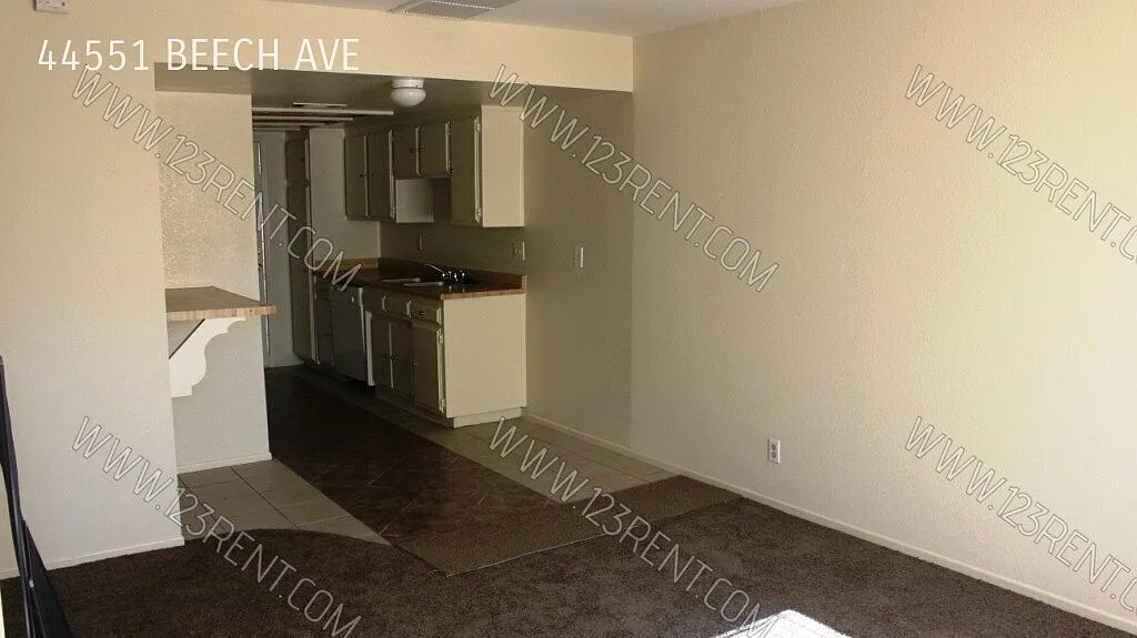 1bd/ 1bth One Story Townhouse West Lancaster — Photo 4