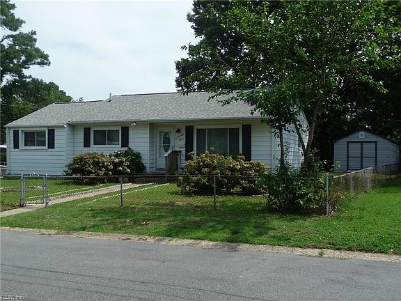 3rd image of 1712 Birchwood Rd