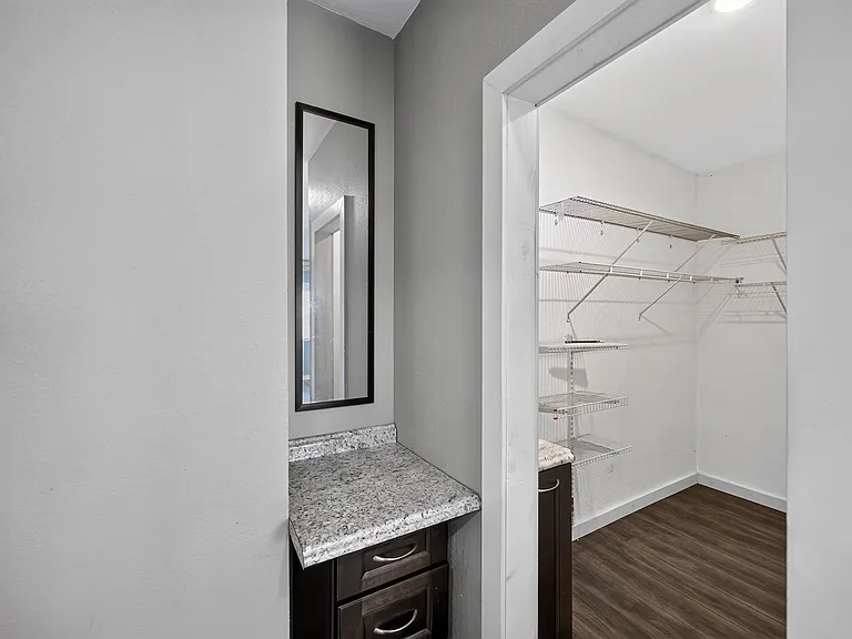 1420 Dayton St — Photo 19