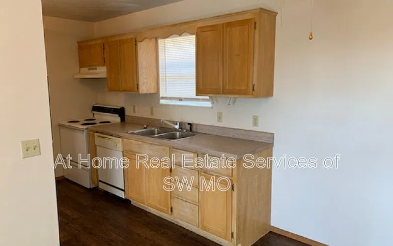 3355 E Southern Hills Blvd