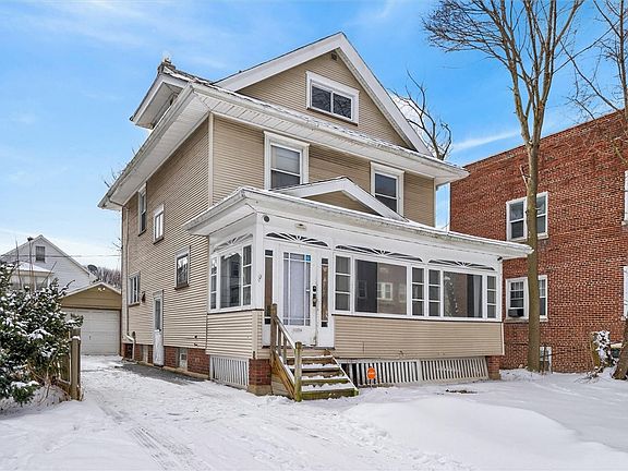 2nd image of 145 Devonshire Ct