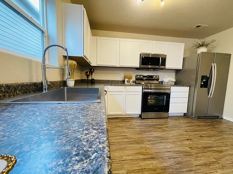 7721 Crestone Peak Trl — Photo 16