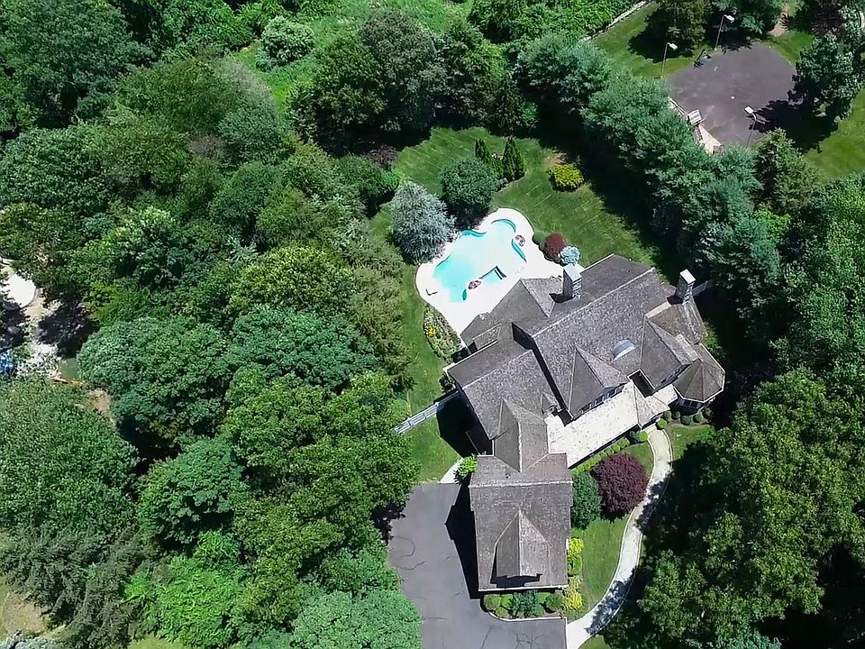 Gorgeous private property on a desirable country road surrounds this magnificent country estate