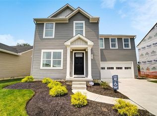 203 S Tuttle Rd, Springfield, OH 45505