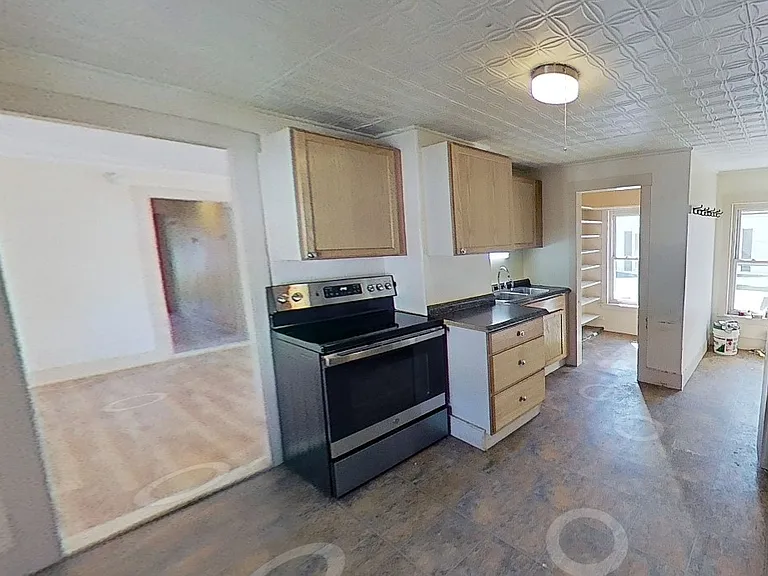 29 Cross St #2 — Photo 1