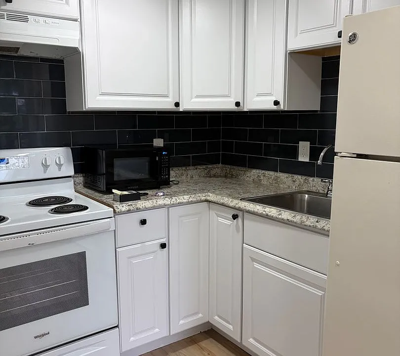 624 Route 28