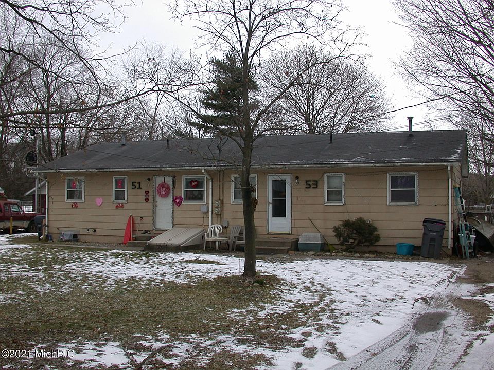 2nd image of 51-53 Maple St