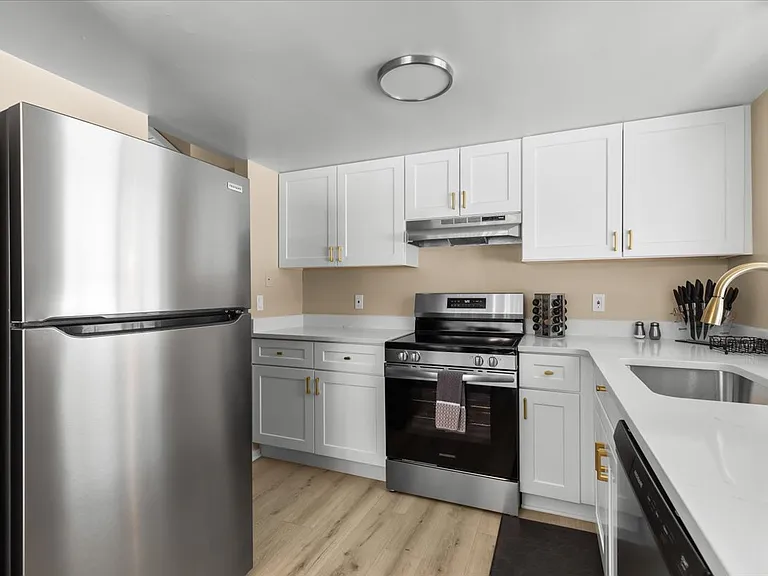 30635 Martindale Rd #101 — Photo 6
