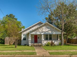 608 N Rogers St, Waxahachie, TX 75165