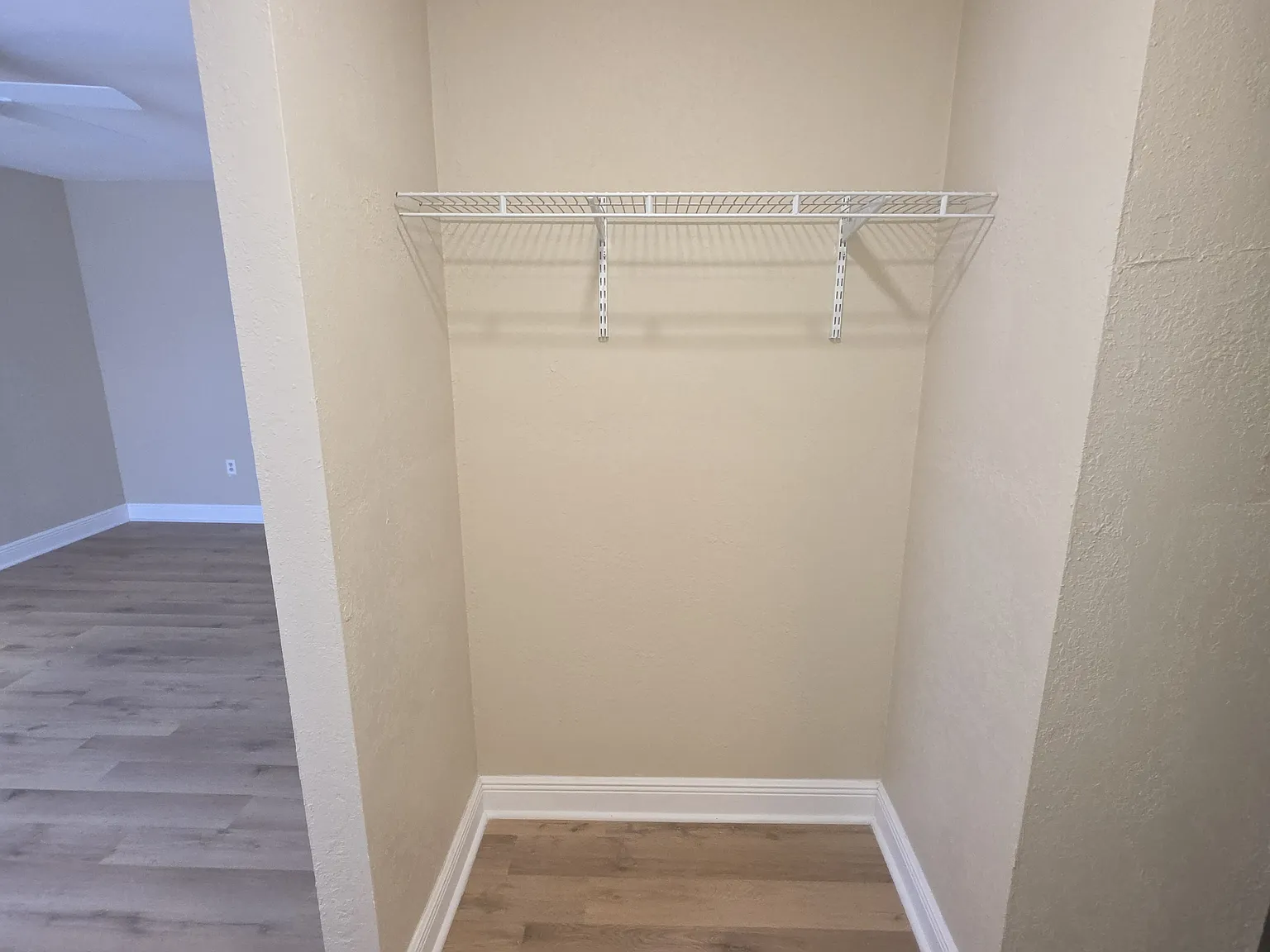 3 bed, 1482 sqft, $2,000 — Photo 3