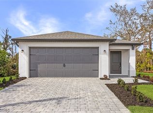 434 Parkdale Blvd, Lehigh Acres, FL 33974