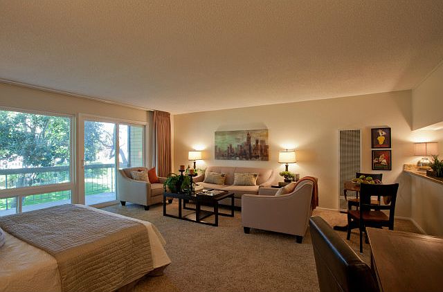 1st image of 710 Mariners Island Blvd APT 106