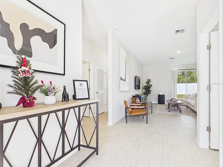 566 Marion Oaks Blvd — Photo 7