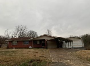 329 Grisham St, Baldwyn, MS 38824