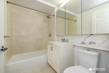 Rented by Sumitomo Real Estate Sales