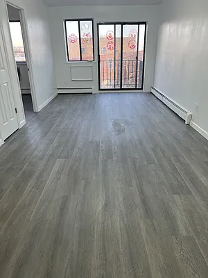 Rented by E Realty International Corp | media 1