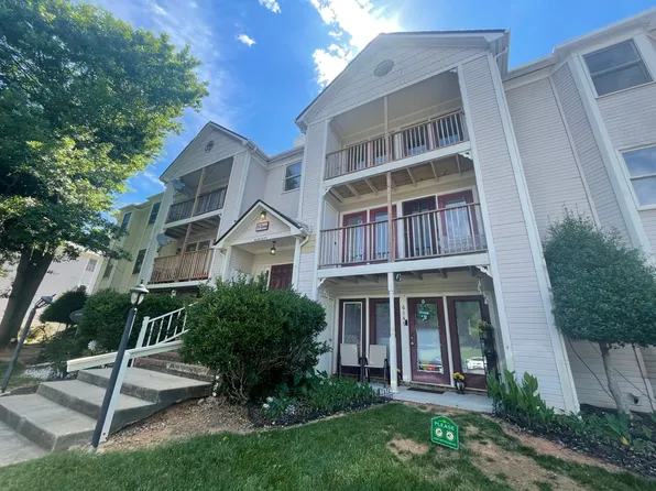6157 Meadow Rose Ln, Charlotte, NC