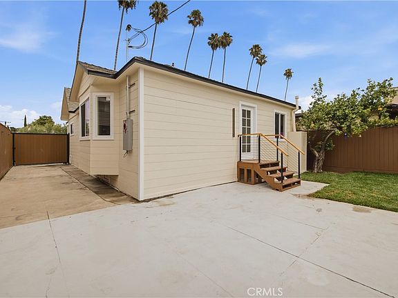 4th image of 3667 Cimarron St