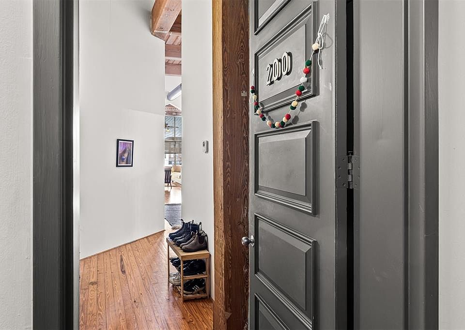 THE STRAND LOFTS 2400 Mechanic St Galveston TX Zillow