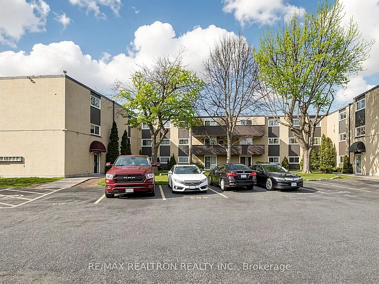 75 Hazelglen Dr #208 — Photo 48