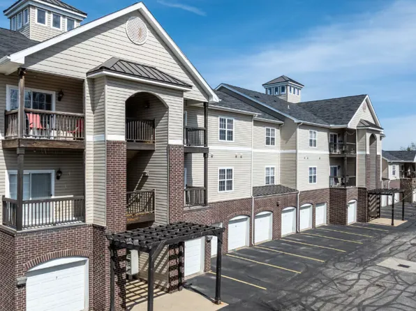 6O Hunt Club Dr APT 409, Akron, OH 44321