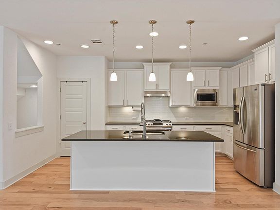 2nd image of 7209 Bassett Ct
