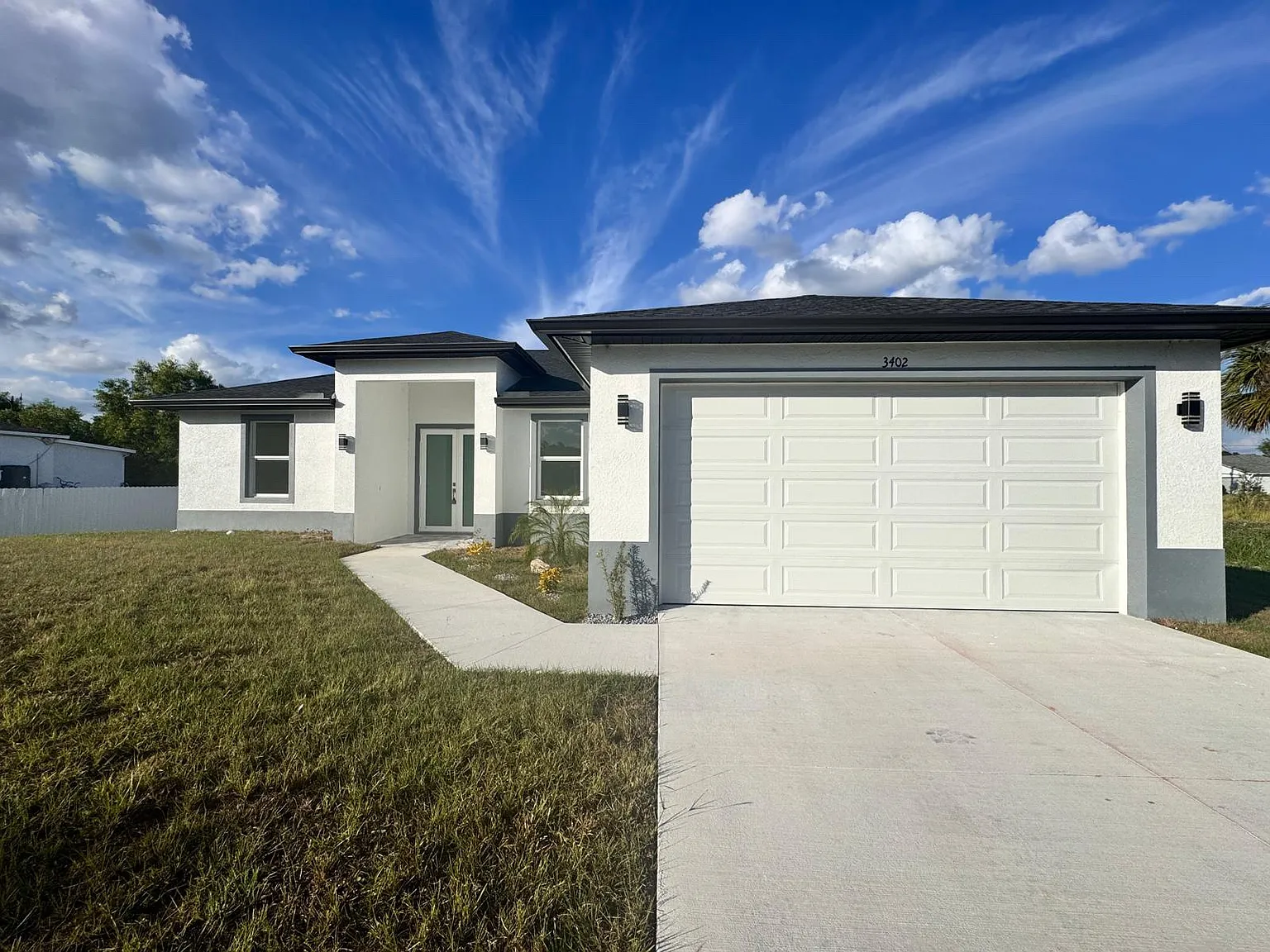 3 bed, 1630 sqft, $2,200 — Photo 1