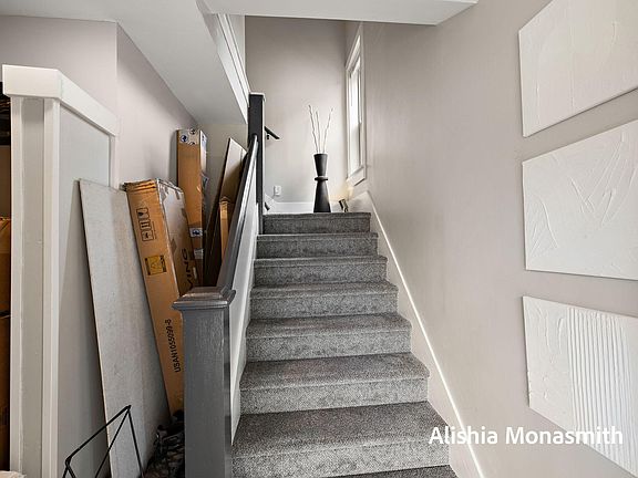 5th image of 313 N 5th St