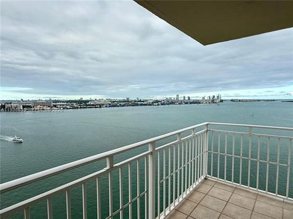 770 Claughton Island Dr PENTHOUSE 15
