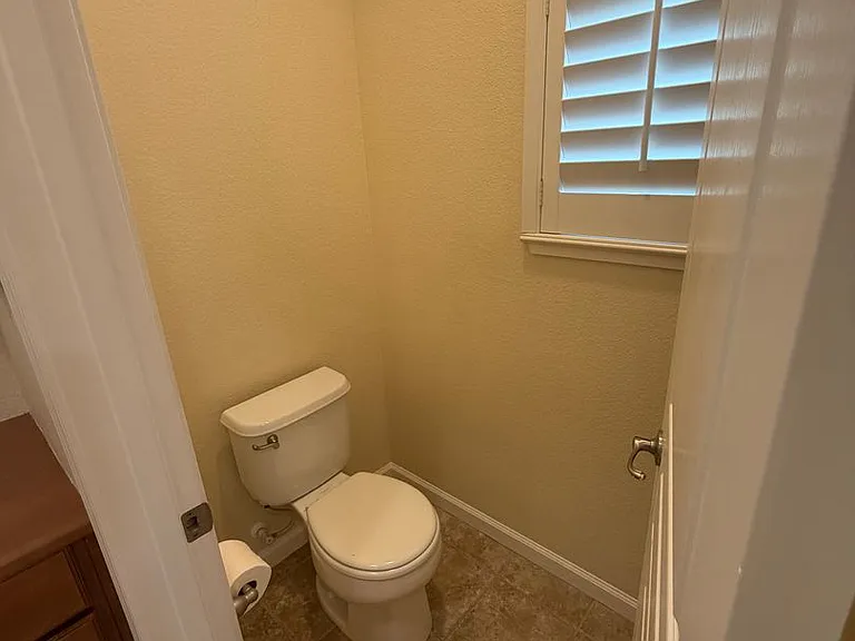 5028 Ocean Ln — Photo 21