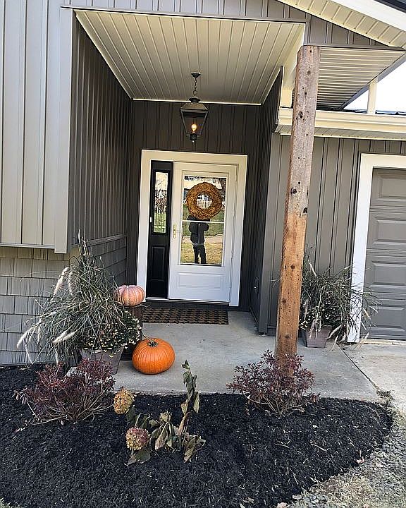 2nd image of 280 Cedarwood Dr