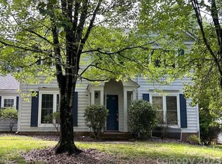 3212 Twin Falls Ln, Matthews, NC 28105