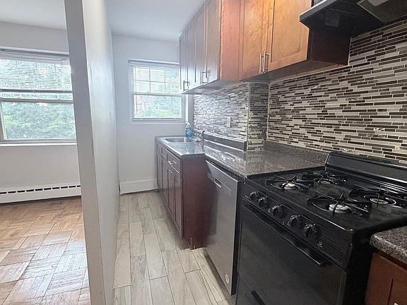 2nd image of 38 Duncan Ave #57E
