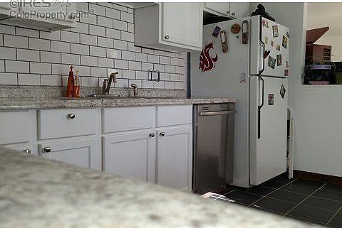 5th image of 1104 32nd Ave