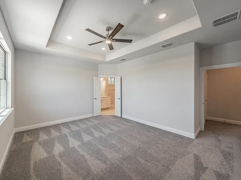 241 Gardenia Dr — Photo 39