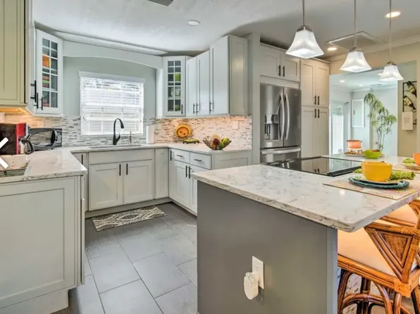 1610 NW 22nd St, Crystal River, FL 34428