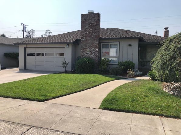 2122 Peachtree Ln