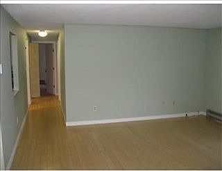 2nd image of 5 Royal Crest Dr APT 6