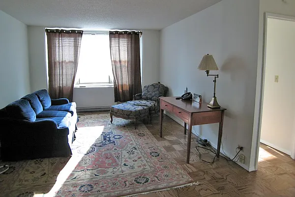 Rented by Corcoran | media 14