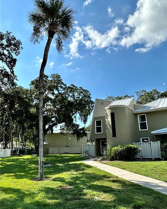 1st image of 11535 W Sandpiper Ct