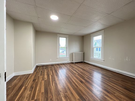 5th image of 1008 Rhomberg Ave #1010