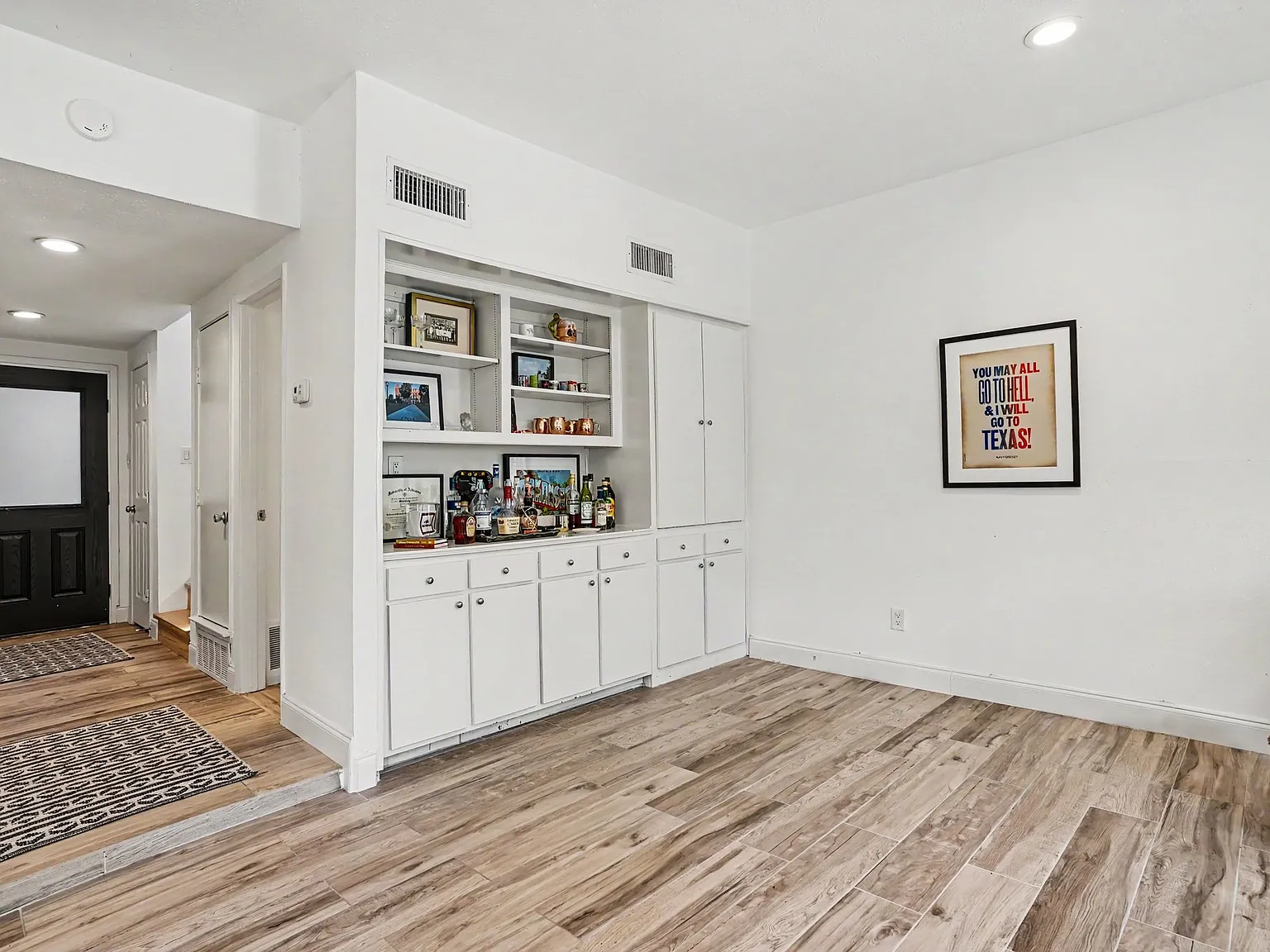 2 bed, 2.5 bath, 2281 sqft, $3,750 — Photo 4