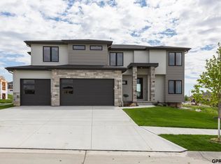 3309 S 212th St, Elkhorn, NE 68022