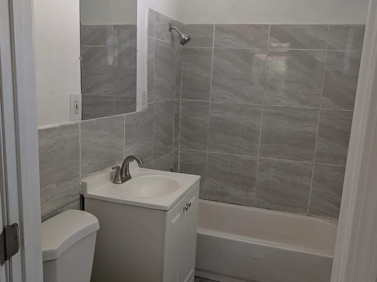 2 bed, 1000 sqft, $2,250 — Photo 4