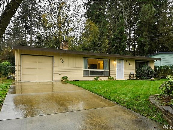 This HOME is completely move-in ready for YOU!