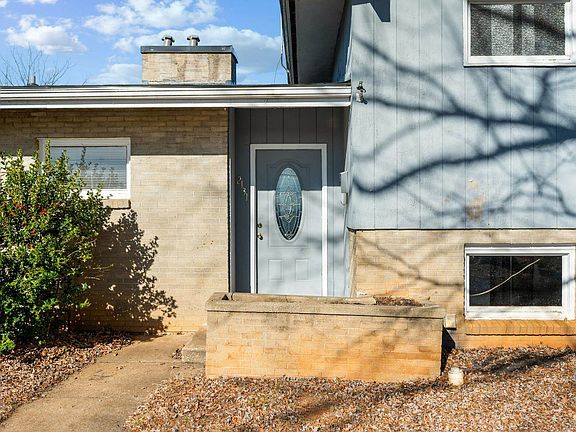 2nd image of 2131 Westerly Dr #8