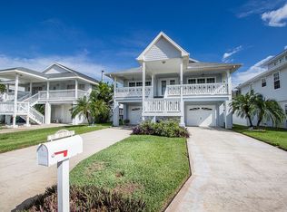 255 126th Ave, Treasure Island, FL 33706