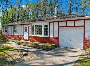 6386 Monmouth Dr, Mays Landing, NJ 08330